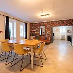Design Apartments - \